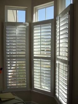 Central Divider Rail on Shutters